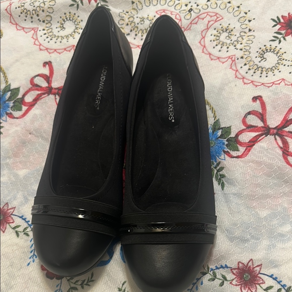 Cloudwalkers Black Loafers with Rounded Toe